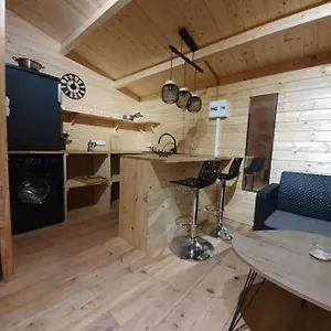 https://ile-dambre.fr-provencehotel.com